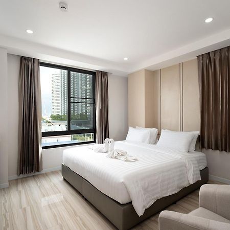 בנגקוק The Riski Hotel At Bangphlat Station Sha מראה חיצוני תמונה