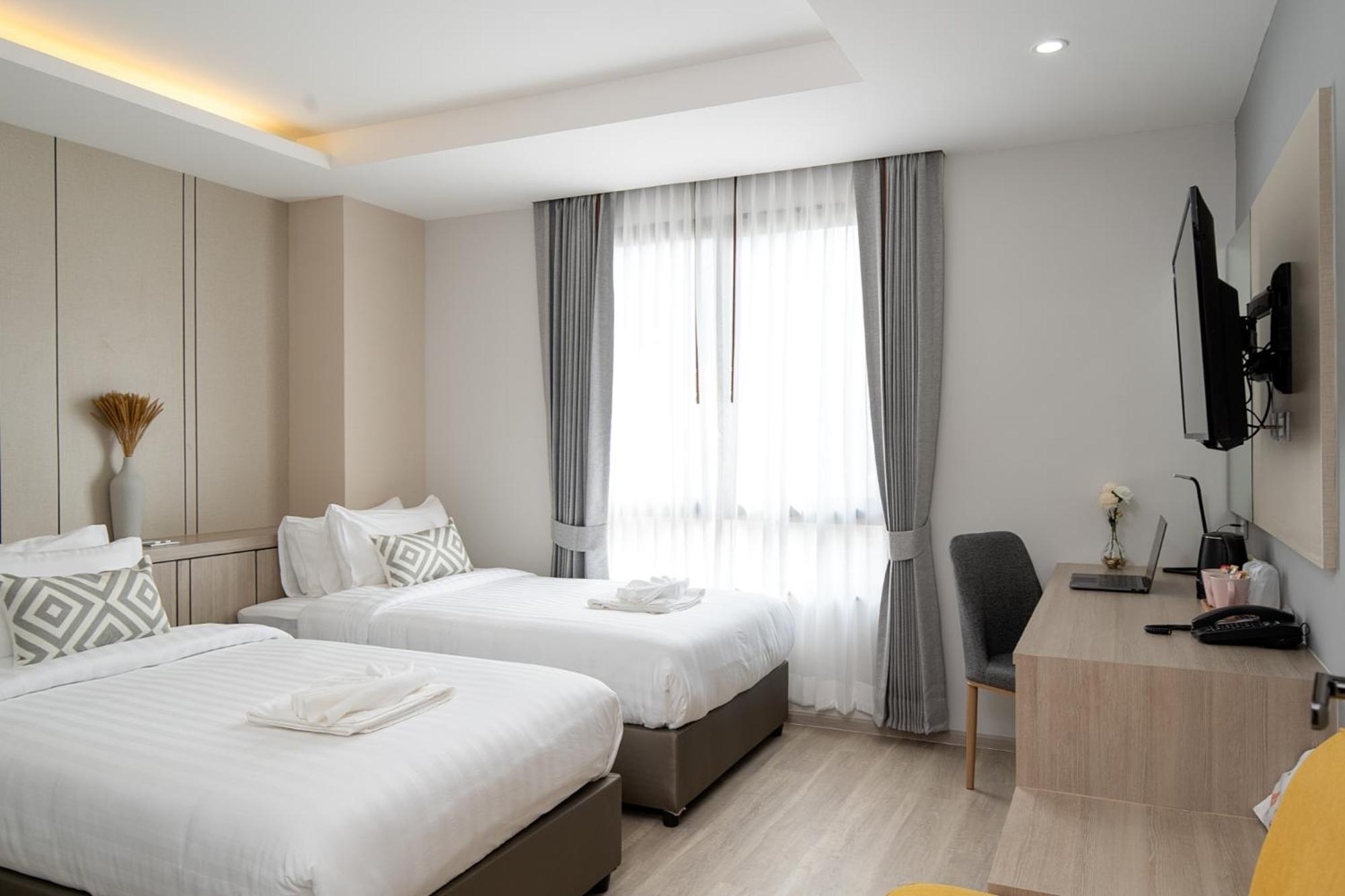 בנגקוק The Riski Hotel At Bangphlat Station Sha מראה חיצוני תמונה